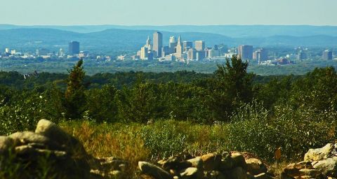 Image of the skyline of downtown Hartford, CT